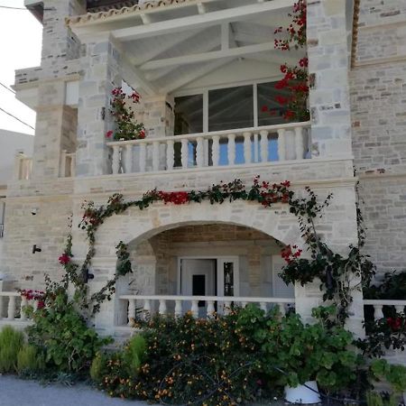 קלמאקי Aristodimos Luxury Suite מראה חיצוני תמונה