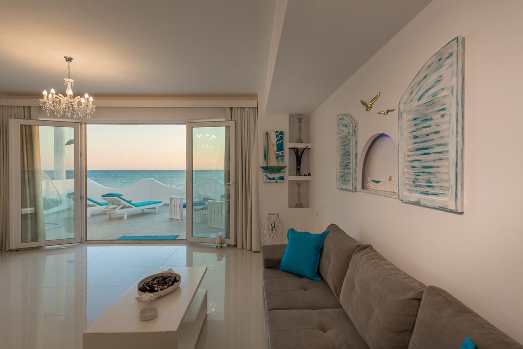 קלמאקי Aristodimos Luxury Suite מראה חיצוני תמונה
